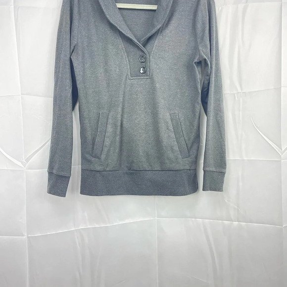 Gray Pullover Sweater Banana Republic Size Small - Picture 2 of 7